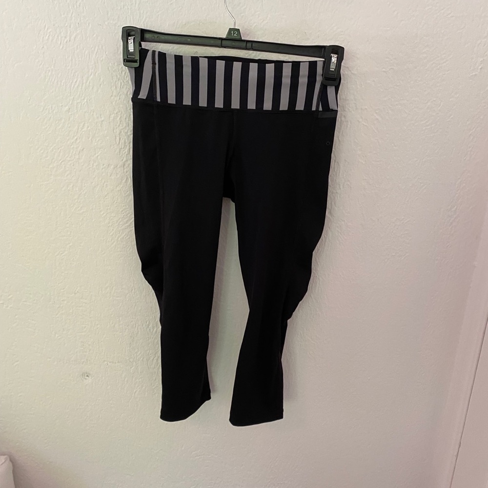Lululemon crop leggings